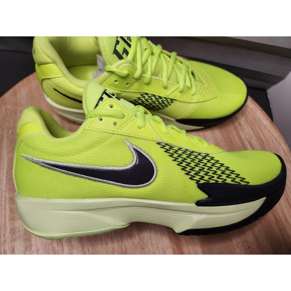 Nike GT Cut Academy 3 Basketball Shoes Barely Volt Men’s 8 / Women's 9.5